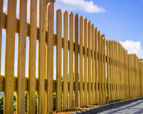 Fence Cleaning Image